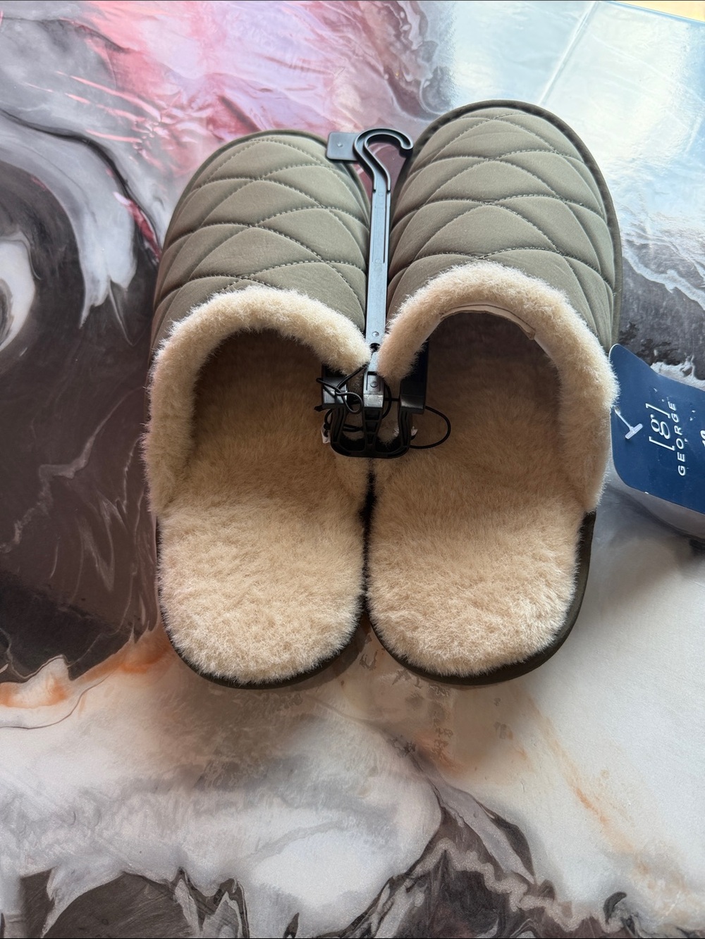 George Men’s Scuff Slippers Olive Faux Fur Lined Size 9-10 New with Tags